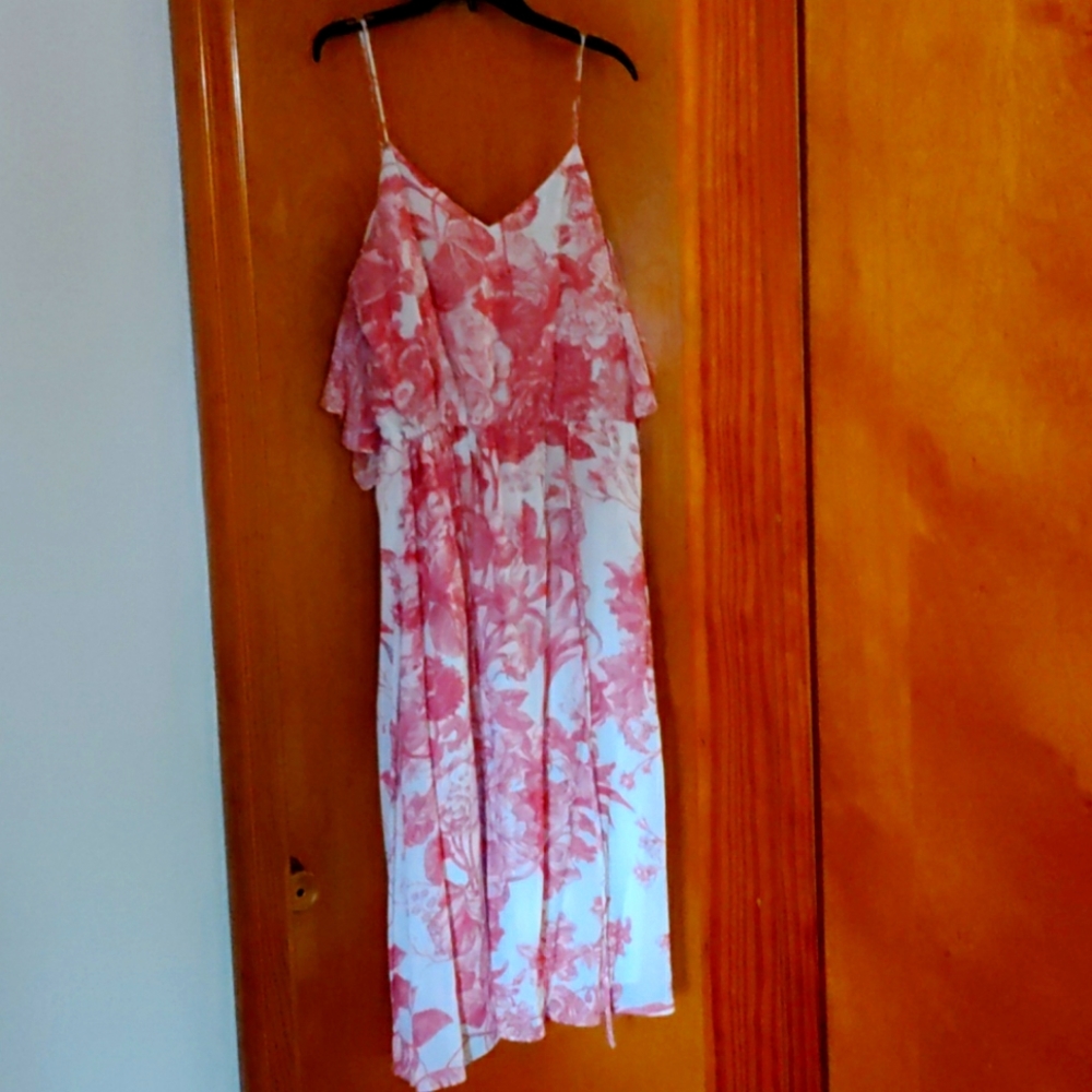 Dress, spaghetti straps or wear as cold shoulder